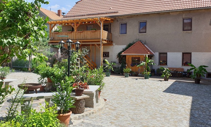 Rosenthal Apartamento | Amigo de la familia Granja, bicicleta, montaña, moto, quad, wifi + parking gratis