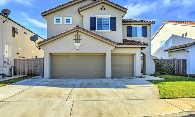 Callender Casa | Family-Friendly Guadalupe Home w/ Fenced Yard