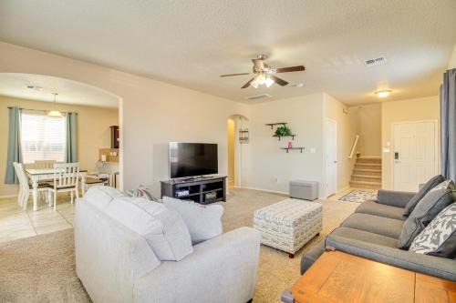 Paradise Hills Civic Casa | Family-Friendly Home with Mtn View in Albuquerque!