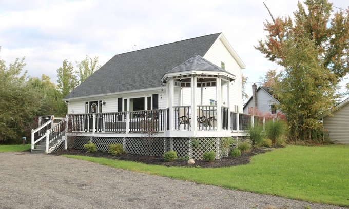 Jamestown Casa | Family friendly house close to lake and boat launch!
