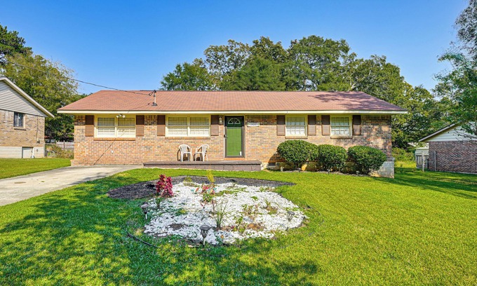 Jonesboro Casa | Family-Friendly Jonesboro Home w/ Fenced Yard!