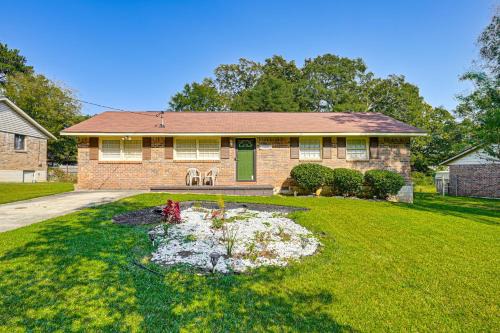 Jonesboro Casa | Family-Friendly Jonesboro Home with Fenced Yard!
