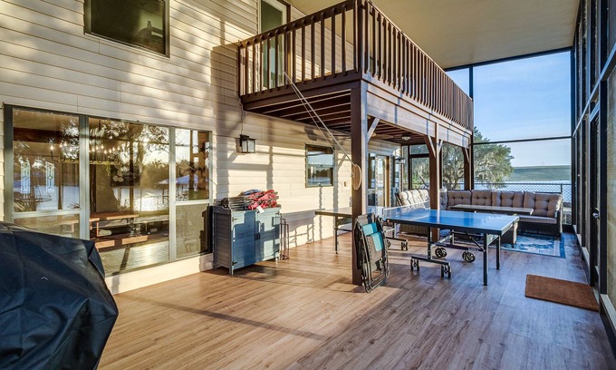 Crooked Lake Casa | Family-friendly lakefront paradise near Disney and LegoLand.