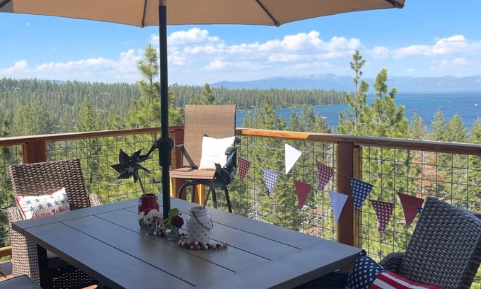 Meeks Bay Casa | Family-Friendly Lakehouse - Stunning Views - Walking Distance to Meeks Bay Beach