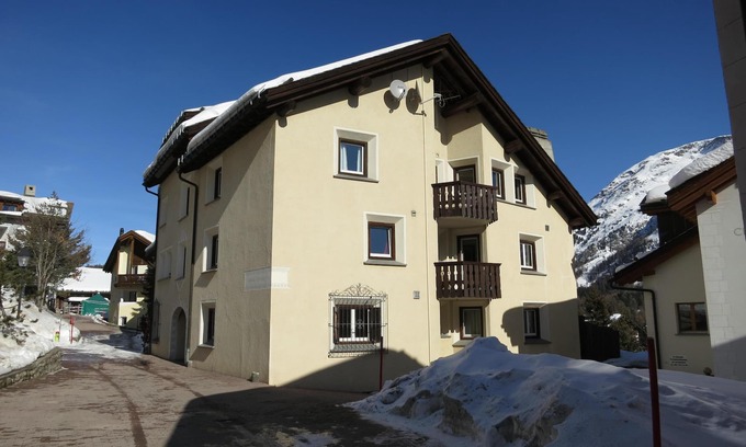 Champfer Apartamento | Apartamento tranquilo y familiar en una hermosa casa de Engadina