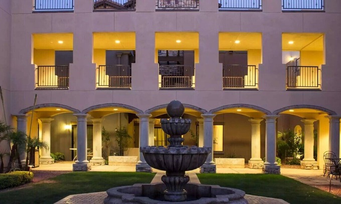 Cibola Vista Complejo | Family friendly Resort & Spa - 30 min from Downtown Phoenix