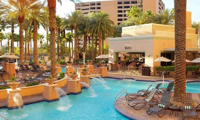 Las Vegas Complejo | Family-Friendly Vegas: Luxury 3-Bedroom Retreat Near the Strip - The Boulevard