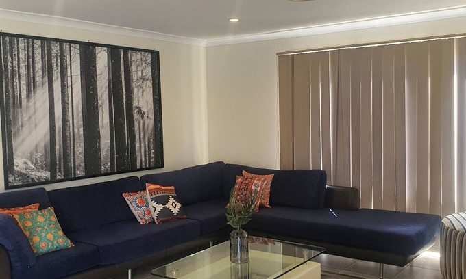 Truganina Casa | Family Fun - 25 min from CBD