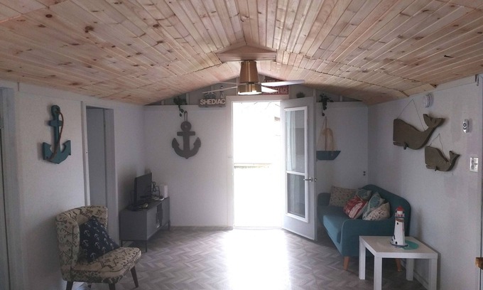 Shediac Cabaña | Family fun and sun at Shediac NB. Cottage located in an excellent location.