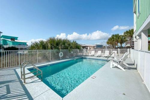 Gulf Shores Casa | Family Getaway! Blue Bungalow w Pool! 4min Walk to Beach!