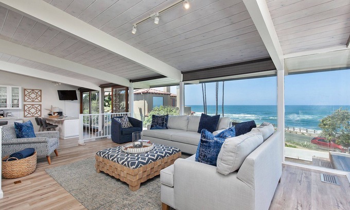 Sunset Cliffs Casa | Escapada familiar en Casa Cordova Soleil en Sunset Cliffs ¡AHORA W / AC y PISCINA CALEFACTADA!