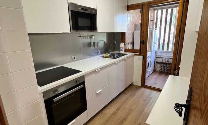 Jaca Apartamento | Apartamento Jaca, 3 dormitorios, 6 personas