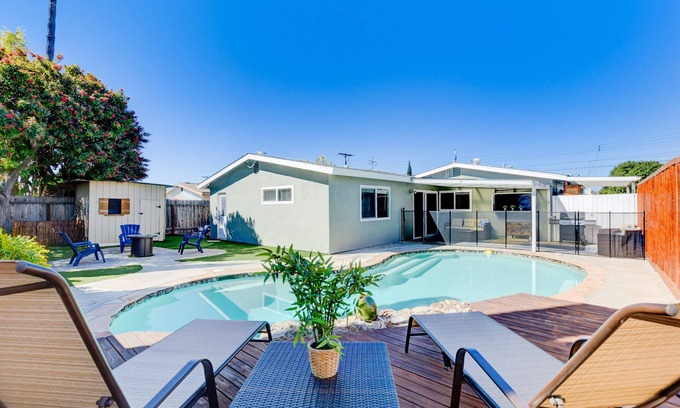 Clairemont Casa | Escapada familiar ★ Piscina ★ Cerca de todo ★ 4BD
