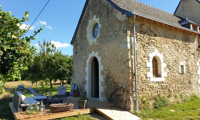 Bazouges-sur-le-Loir Cama Y Desayuno | Casa rural familiar cerca de La Flèche, se admiten mascotas