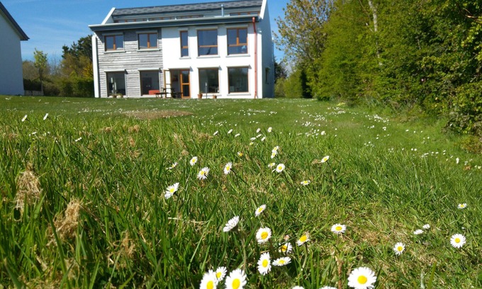 Cahore Casa | Family holiday home very close to the beach.