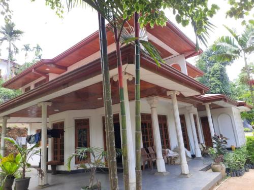 Hali-Ela Apartamento | Family Holiday Inn