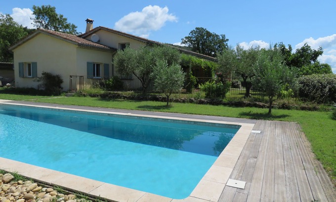 Figanieres Casa | Gran casa familiar con piscina privada en el interior de Var