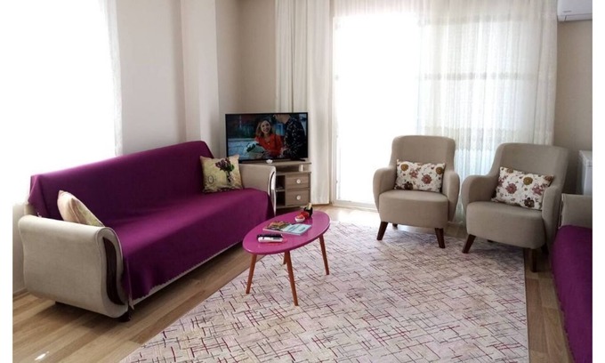 Edremit Casa | Family Home for 4 people, 1 Bedroom, Kitchen, Mountain View