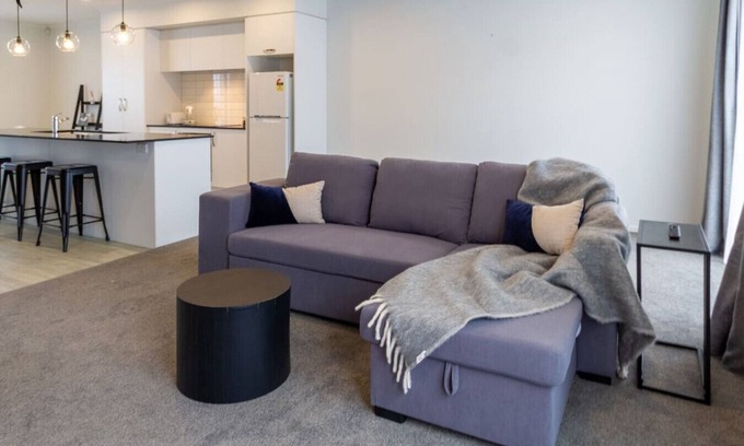 Halswell Casa | Family home Wigram Pet-friendly with double garage