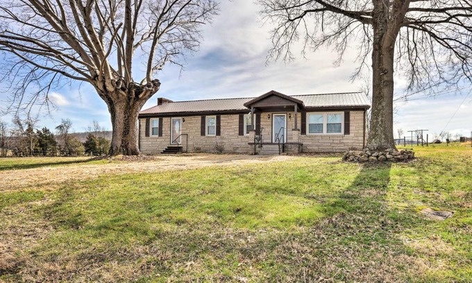 Monticello Casa | Family Home with Deck, 2 Mi to Lake Cumberland