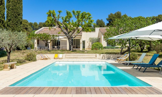 Aubagne Casa | Family home with pool at the foot of the Garlaban mountains
