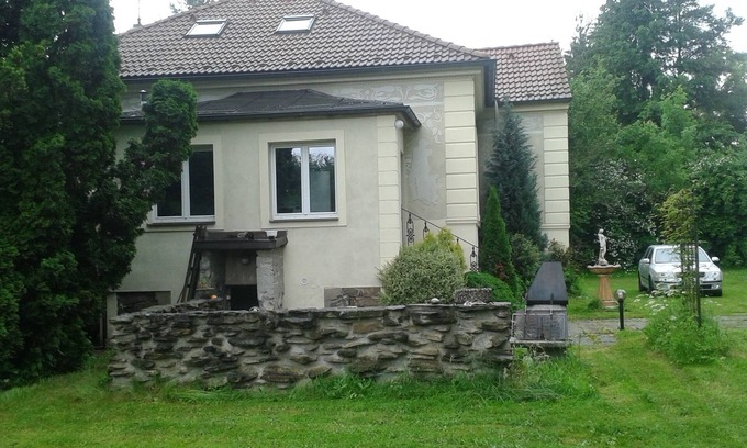 Plana nad Luznici Villa | Casa familiar con piscina cubierta y sauna.