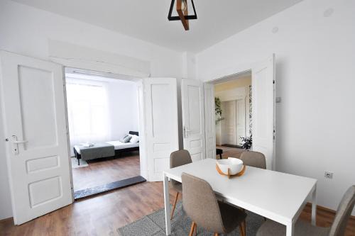Leskovac Apartamento | Family House