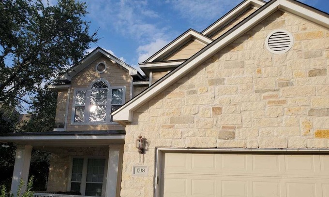 Heritage Casa | Family House, Sea World, Lackland AFB, Six Flags