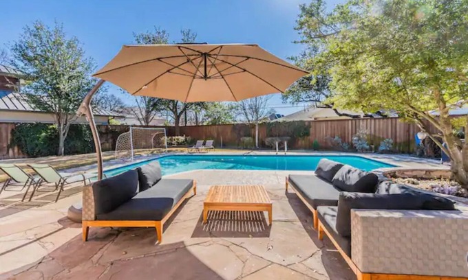 North Dallas Casa | Family Memories Near University Park