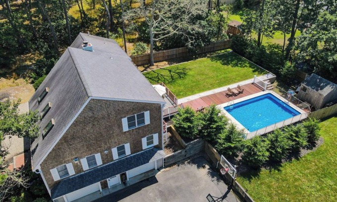 Northwest Harwich Casa | Family Oasis in Great Location with Pool