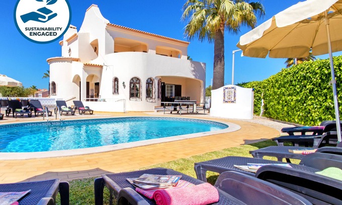 Gale Villa | Family-perfect villa w/ heatable pool, Galé