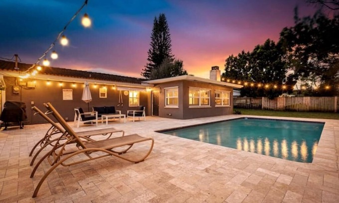 Lake Clarke Shores Casa | Family Retreat! Pool, Kid's Playroom, Piano, Huge Yard, Snowbirds Welcome!