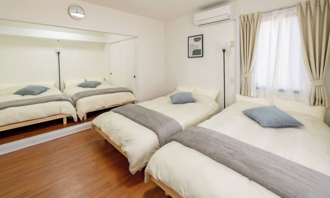 Minato Hotel | Family Room with Private Bathroom 310 / Osaka Ōsaka