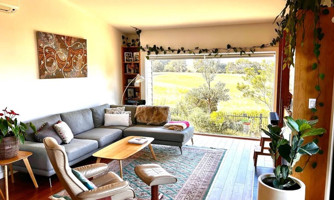Torquay Casa | Family Stay Close To Golf & Surf, Pet Friendly
