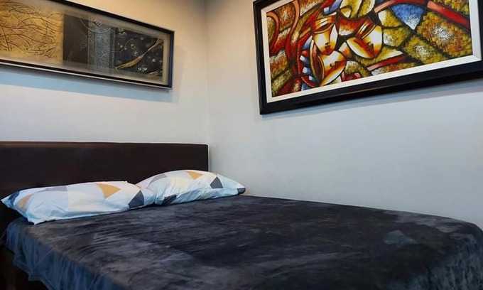 Wack-Wack Greenhills Apartamento | Family Staycation with Pool