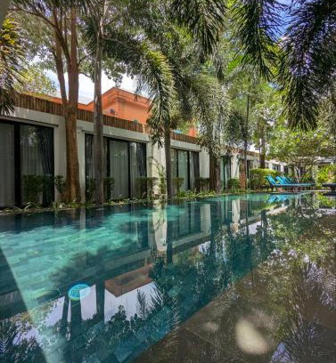 Siem Reap Cama Y Desayuno | Family-Style 3-Bedroom Unique Villa by Tunnel