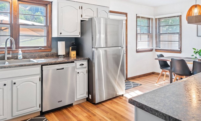 Rapid City Casa | Family style charming house on the westside of Rapid City .