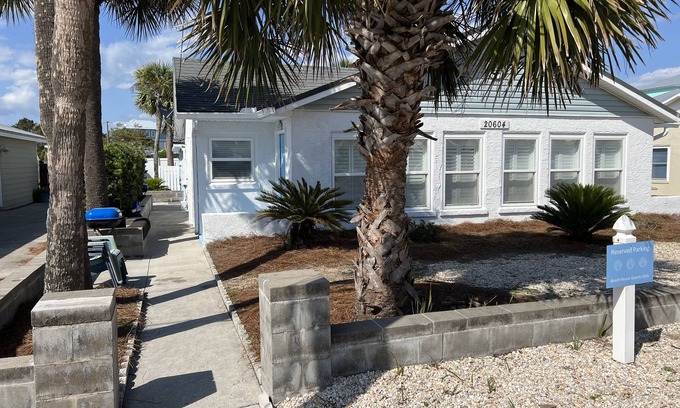 Laguna Beach Estates Cabaña | Family Vacation Beach Cottage ~ Enfrente de la playa