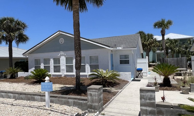 Laguna Beach Estates Cabaña | Vacaciones en familia Beach Cottage ~ Al otro lado de la playa