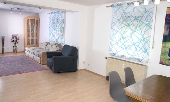 Oberasbach Apartamento | Family vacation apartment with balcony near Playmobil FunPark