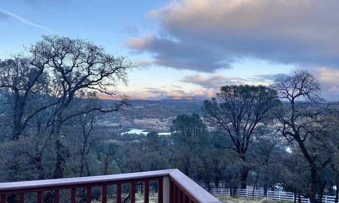 Copperopolis Casa | Family vacation close to SF Bay! Yosemite, Tulloch lake are nearby!