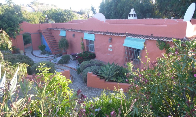 Rio Velez Villa | Villa familiar con piscina y vistas espectaculares.