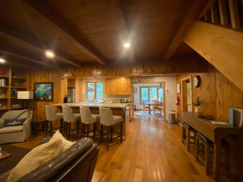 Chamberlands Casa | FamilyfunCabin