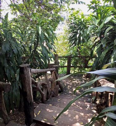 Ban Lung Casa | FamilyHouse & Trekking