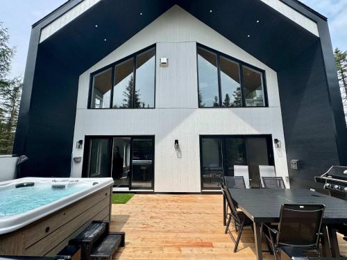 Shannon Chalet De Esquí | Famylia Spa Billard Foyer Dart Babyfoot