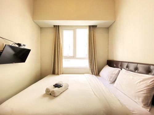 Hegarmanah Apartamento | Fancy and Nice 2BR Apartment at Skyland City Jatinangor By Travelio