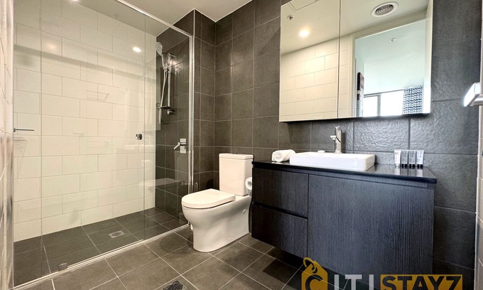 Phillip Apartamento | Fancy in Phillip - 2bd 2bth Apt!