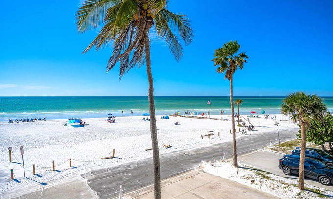 Siesta Key Village Casa | Fanta-Sea on the Beach by Beachside Management - 53 Beach Rd