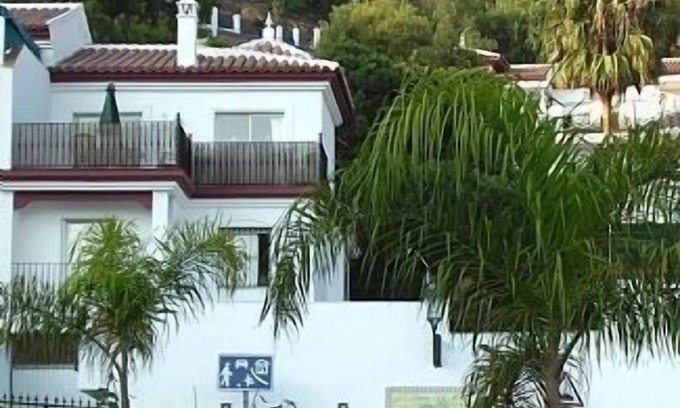 Urbanizacion Ladera del Mar Villa | Piscina privada. La vista al mar es fantastica.