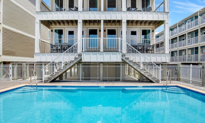 Gulf Shores Casa | Fantastic Beachfront Gulf Shores Retreat | Pool | Perfect for Reunions & Events!